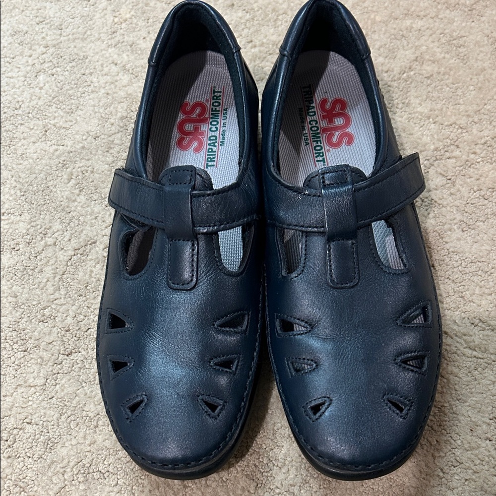 SAS Women’s Dark Blue Leather Sandals